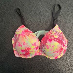 Victoria's Secret PINK‎ Wear Everywhere push-up Bra 34C